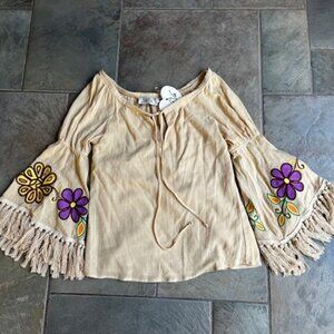 VaVa by Joy Han Embroidered Flowers Bell Sleeves Top Women's Size Small (2-4)